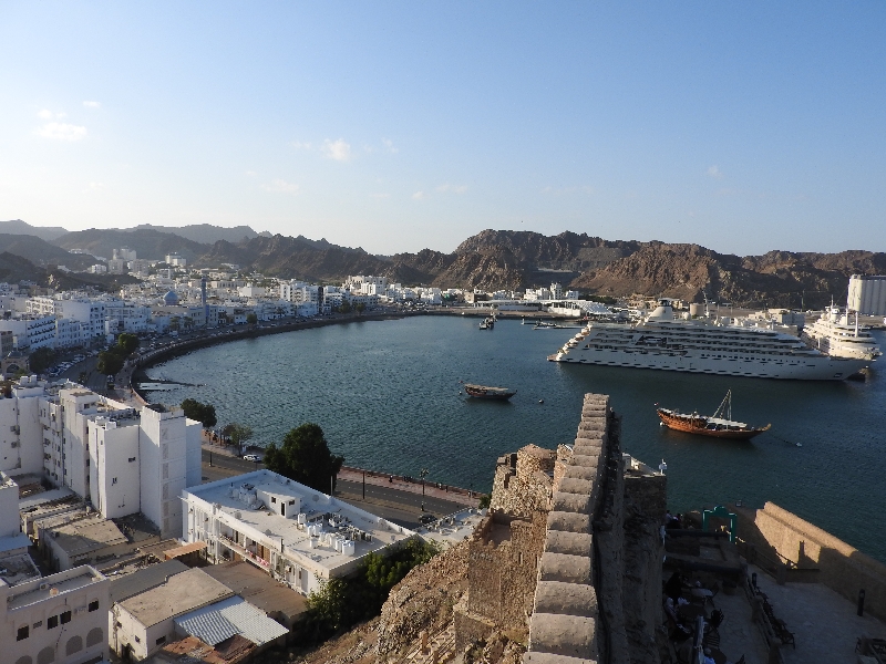 46 Mutrah Corniche MASCATE 